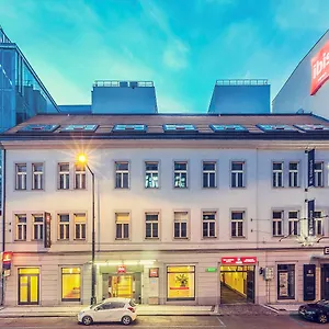 Отель Ibis Old Town ***