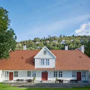 villa-terminus.hotelsinbergen.net/