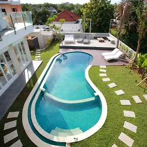 https://vanilla-suite-jimbaran.hotelsseminyak.net